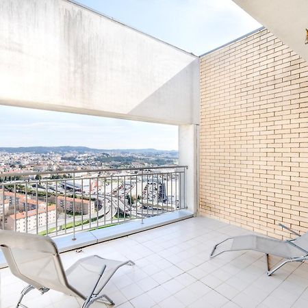 Viva Stadium Residence Studios Porto Luaran gambar