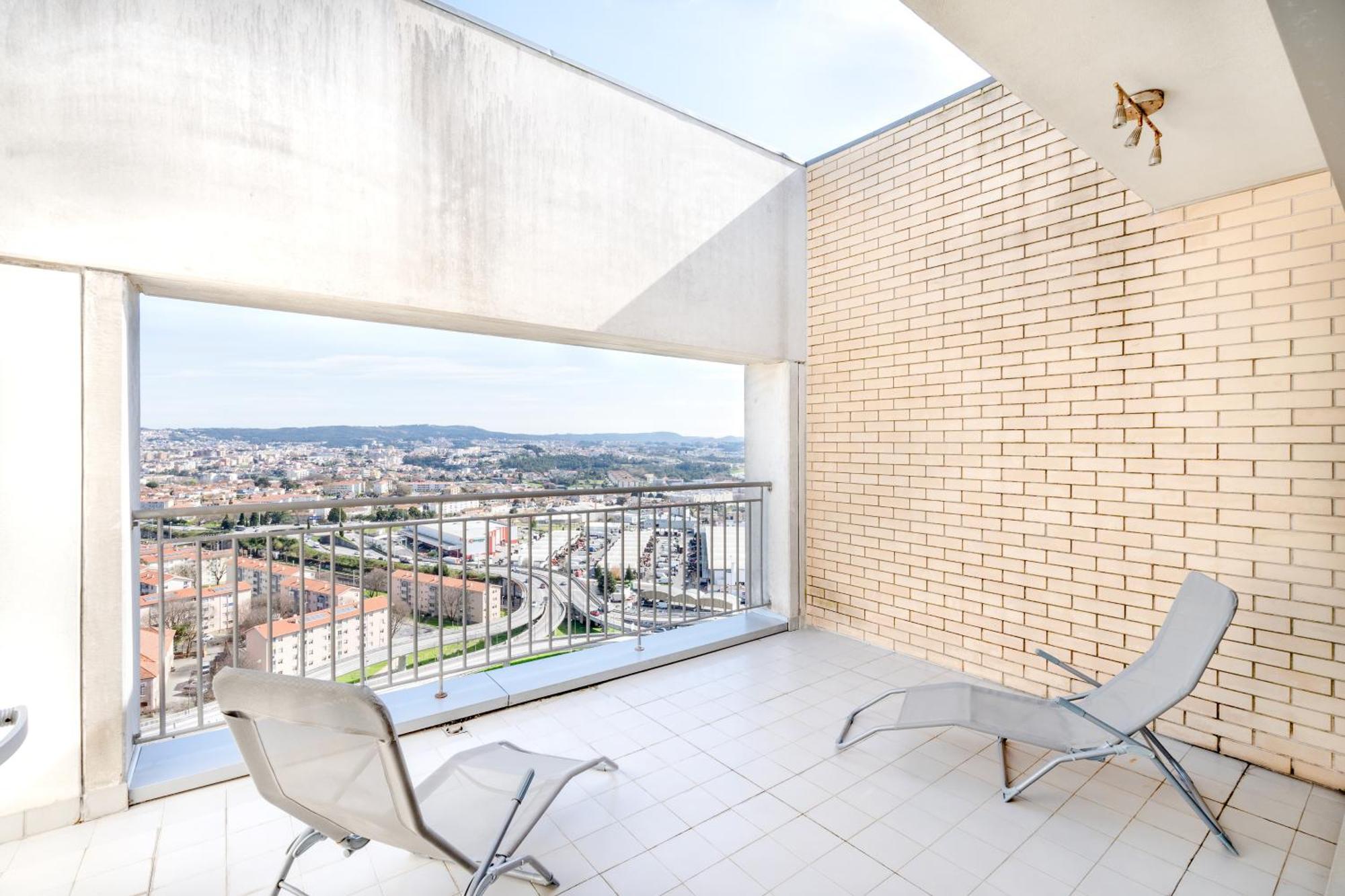 Viva Stadium Residence Studios Porto Luaran gambar