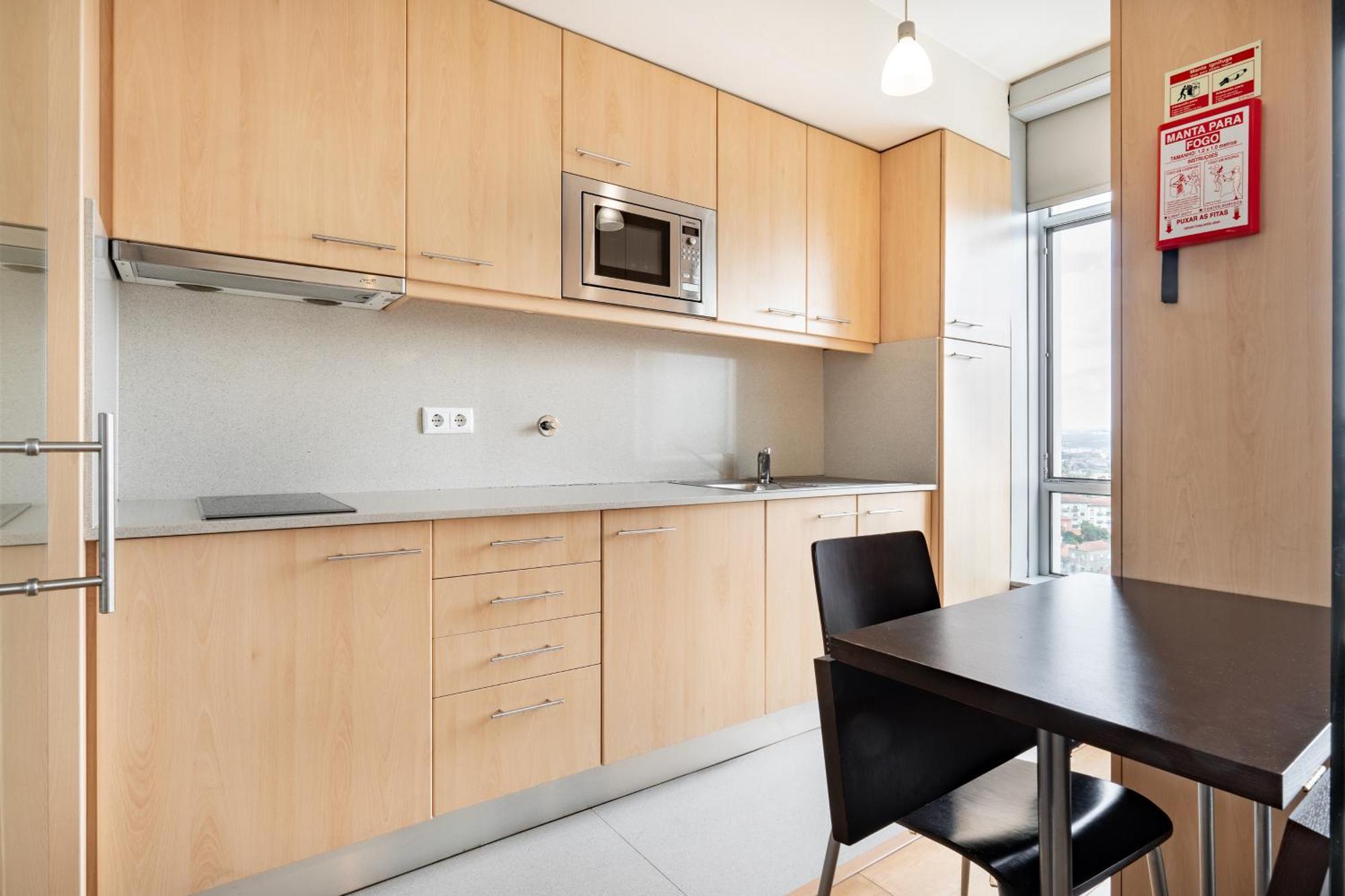 Viva Stadium Residence Studios Porto Luaran gambar