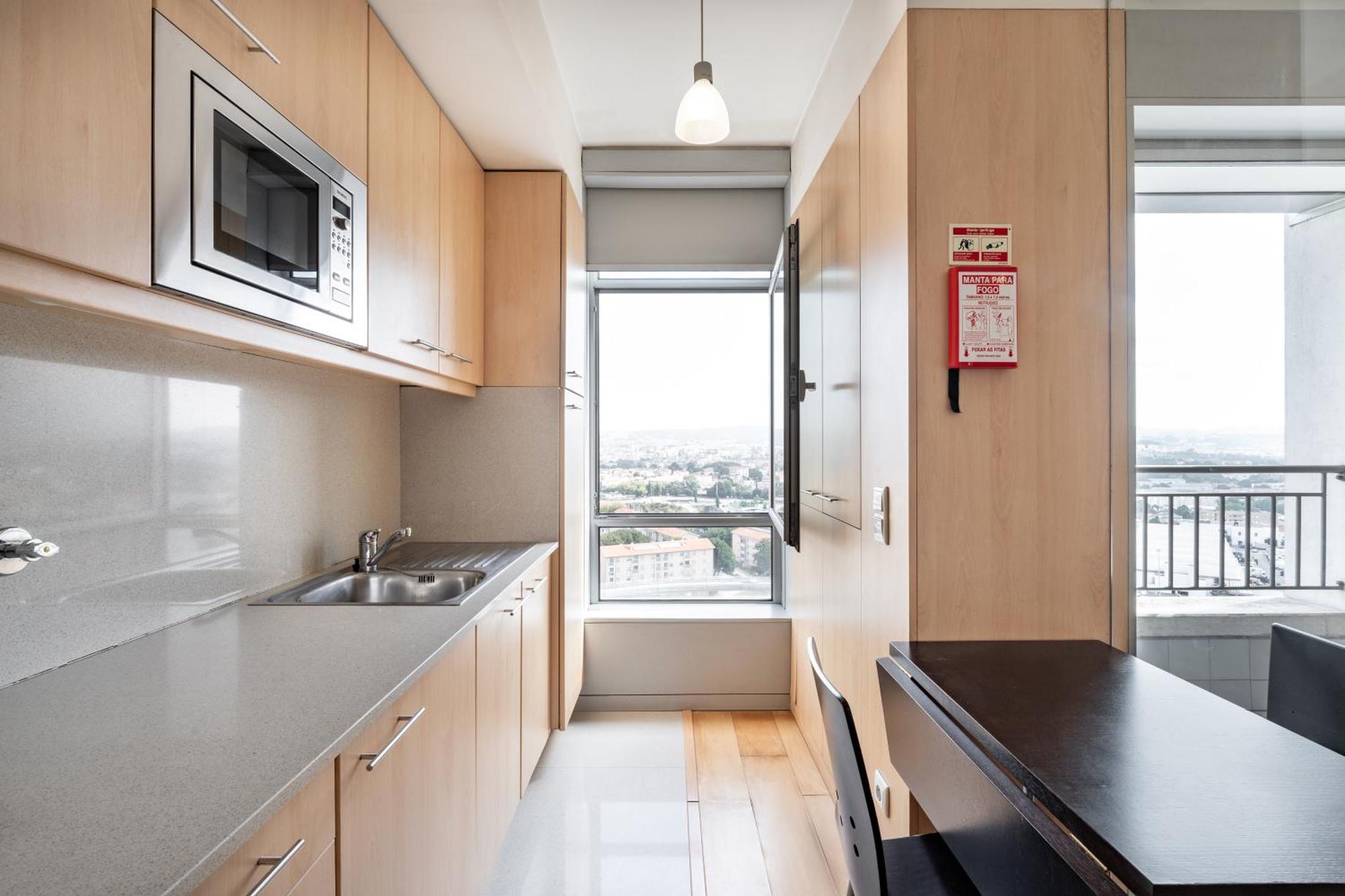 Viva Stadium Residence Studios Porto Luaran gambar