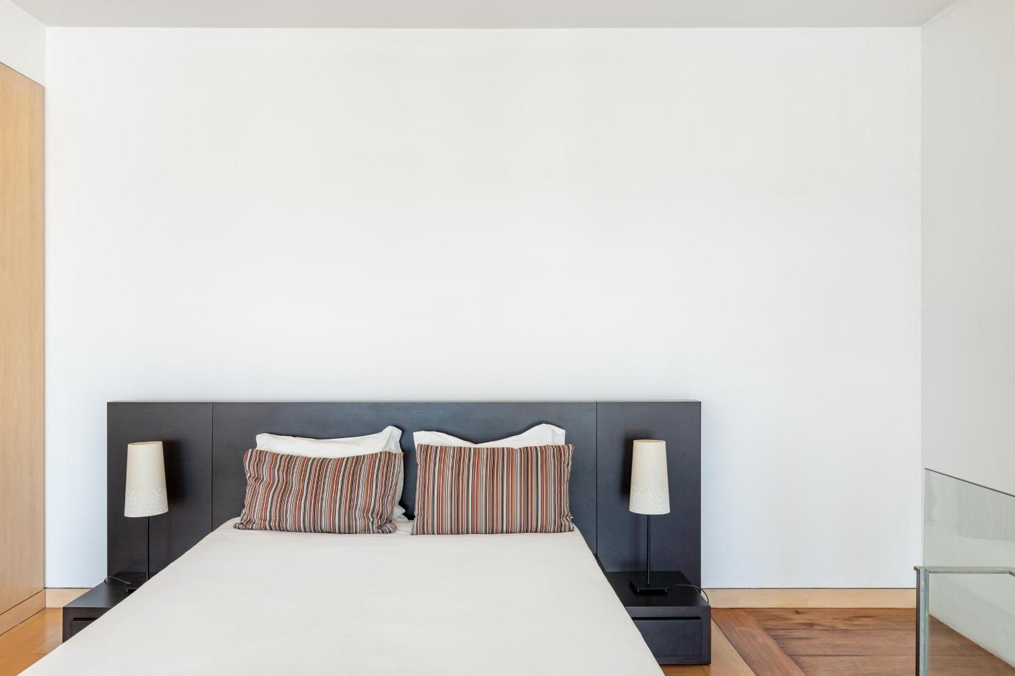 Viva Stadium Residence Studios Porto Luaran gambar